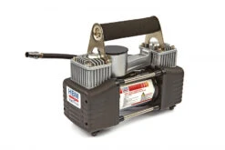 HBM 12 Volt Compressor Met Toebehoren In Draagtas